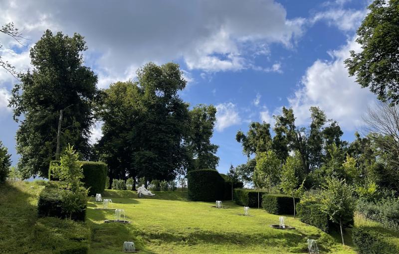Visite des jardins d'eau du château d'Annevoie et repas détente sur l'île d'Yvoir