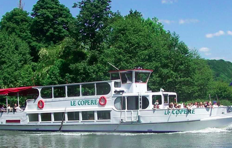 Croisière en bateau et repas sur l'île d'Yvoir